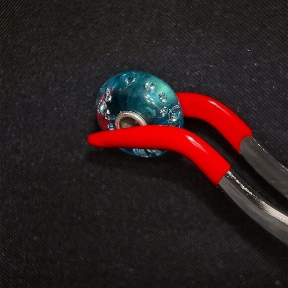 Trollbeads The Diamond Iciblue Bead - Picture 4 of 4